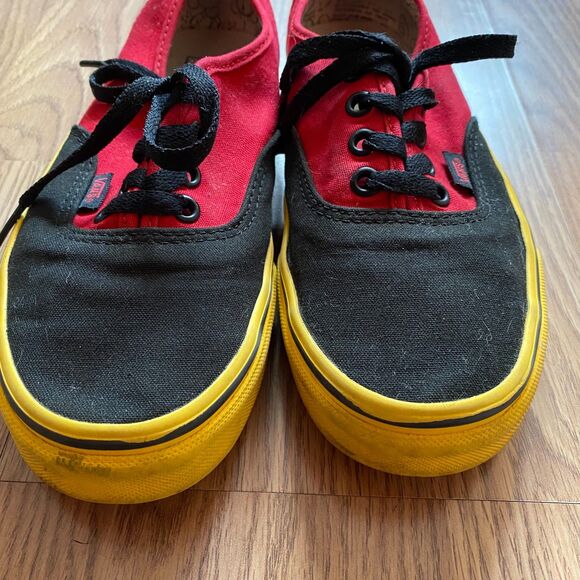 Vans Disney Mickey Mouse Skater Sneakers: Size 6M or 7.5 W - Picture 2 of 12